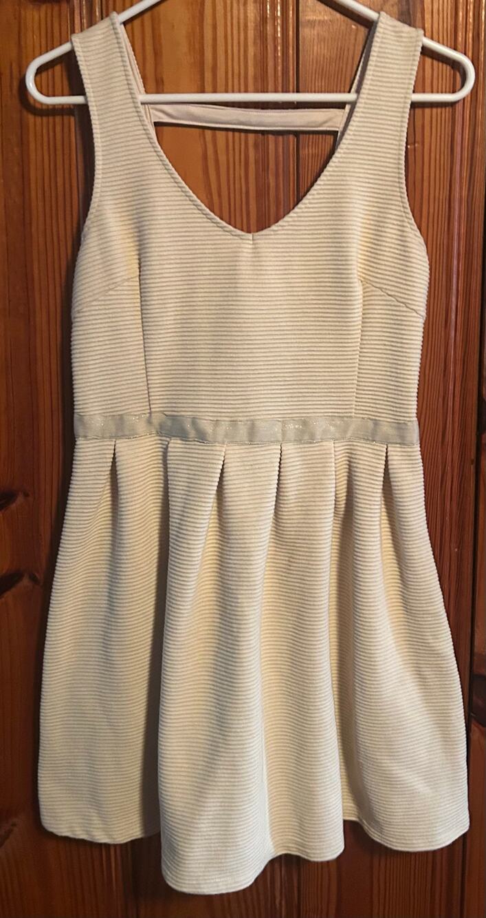 American Eagle Y2K 4 Cream Ribbed Cut Out Back Fit & Flare Sleeveless Dress